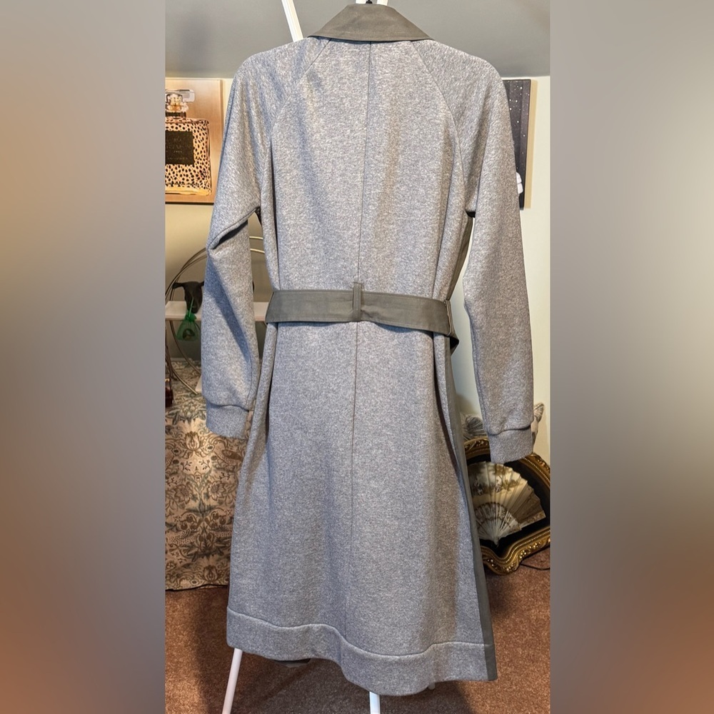 EUC Good American 2 Tone Olive Gray Fleece Mixed Media Midi Trench - Picture 4 of 14